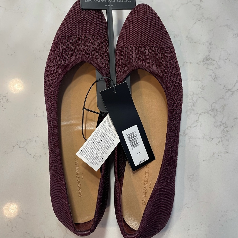 Brand New Banana Republic women’s woven flats